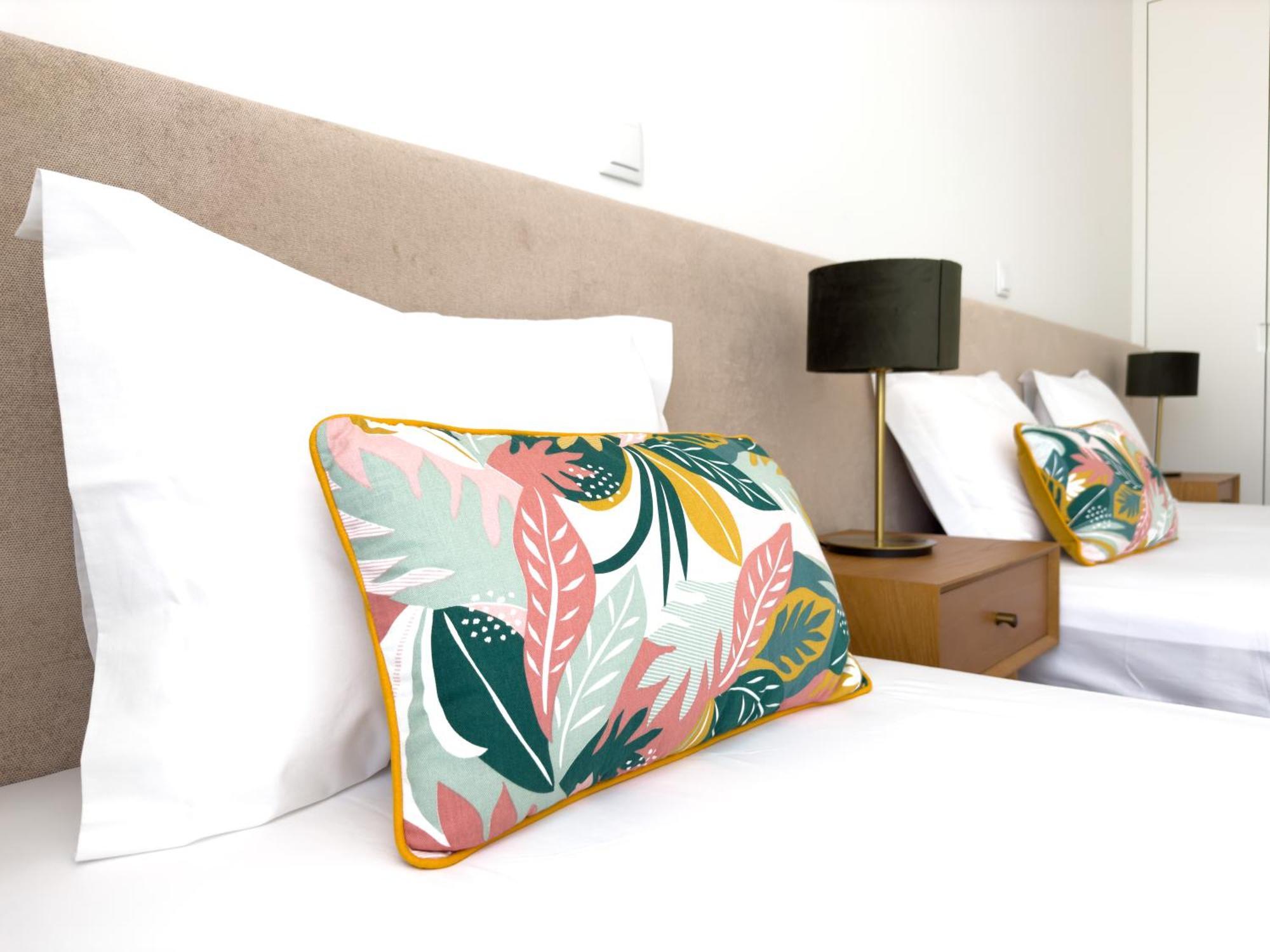 Vibrant Host Solutions-Campo 24 Agosto Apartment Порто Екстериор снимка