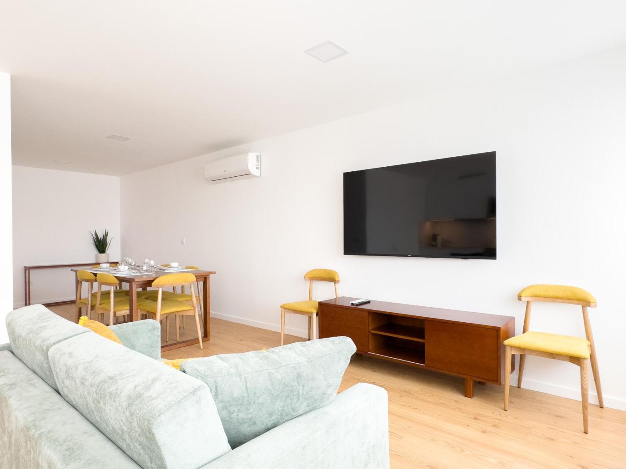 Vibrant Host Solutions-Campo 24 Agosto Apartment Порто Екстериор снимка