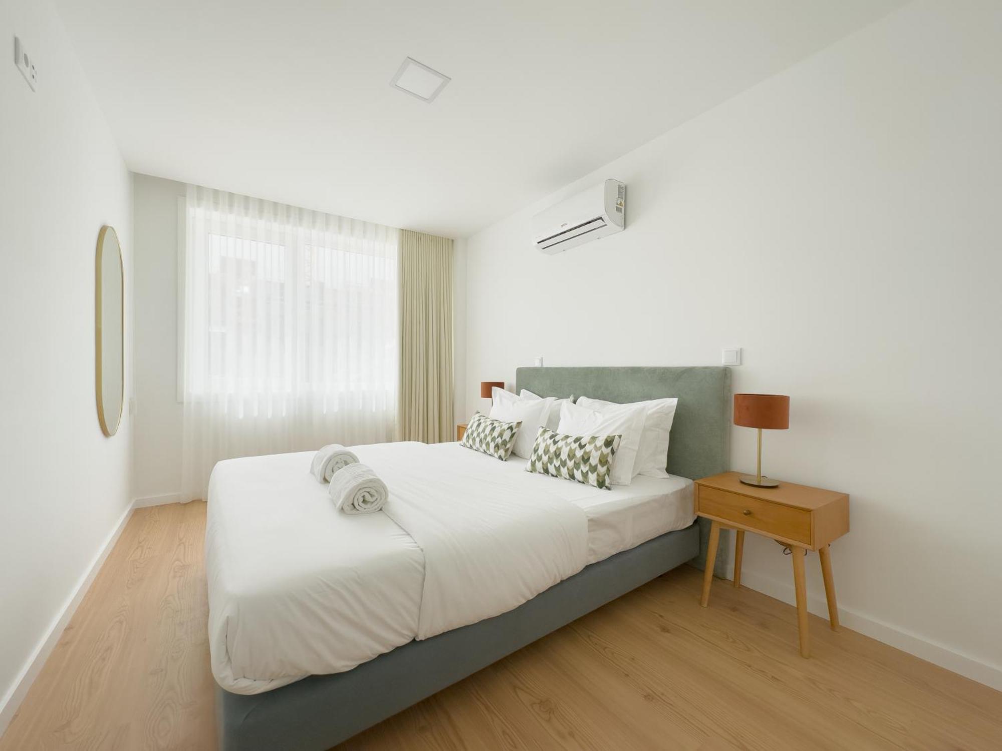 Vibrant Host Solutions-Campo 24 Agosto Apartment Порто Екстериор снимка