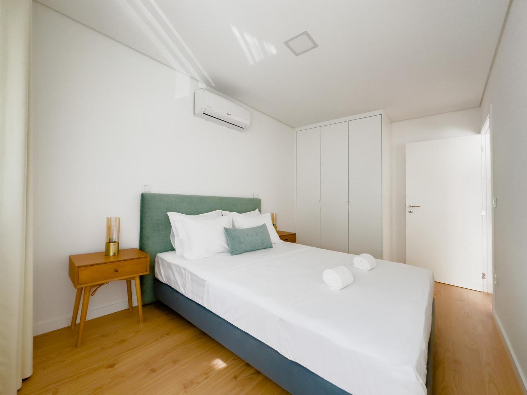 Vibrant Host Solutions-Campo 24 Agosto Apartment Порто Екстериор снимка